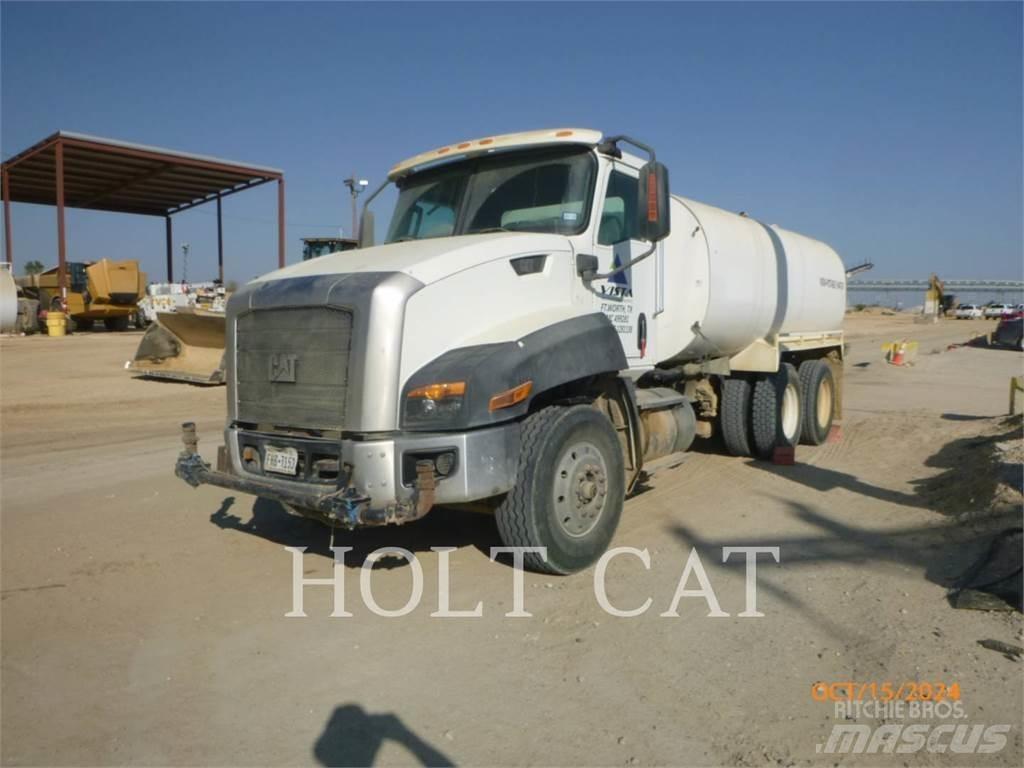 CAT CT660S SBA 6X4 Tartályos teherautók