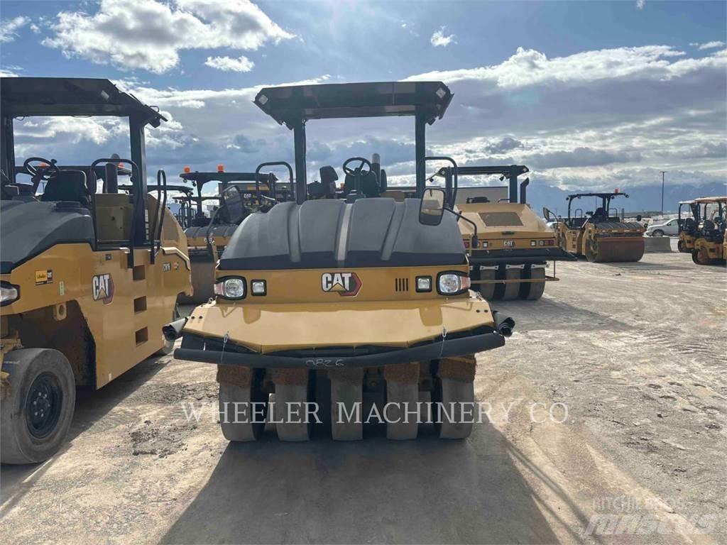 CAT CW16 Pneumatikus kerekes hengerek