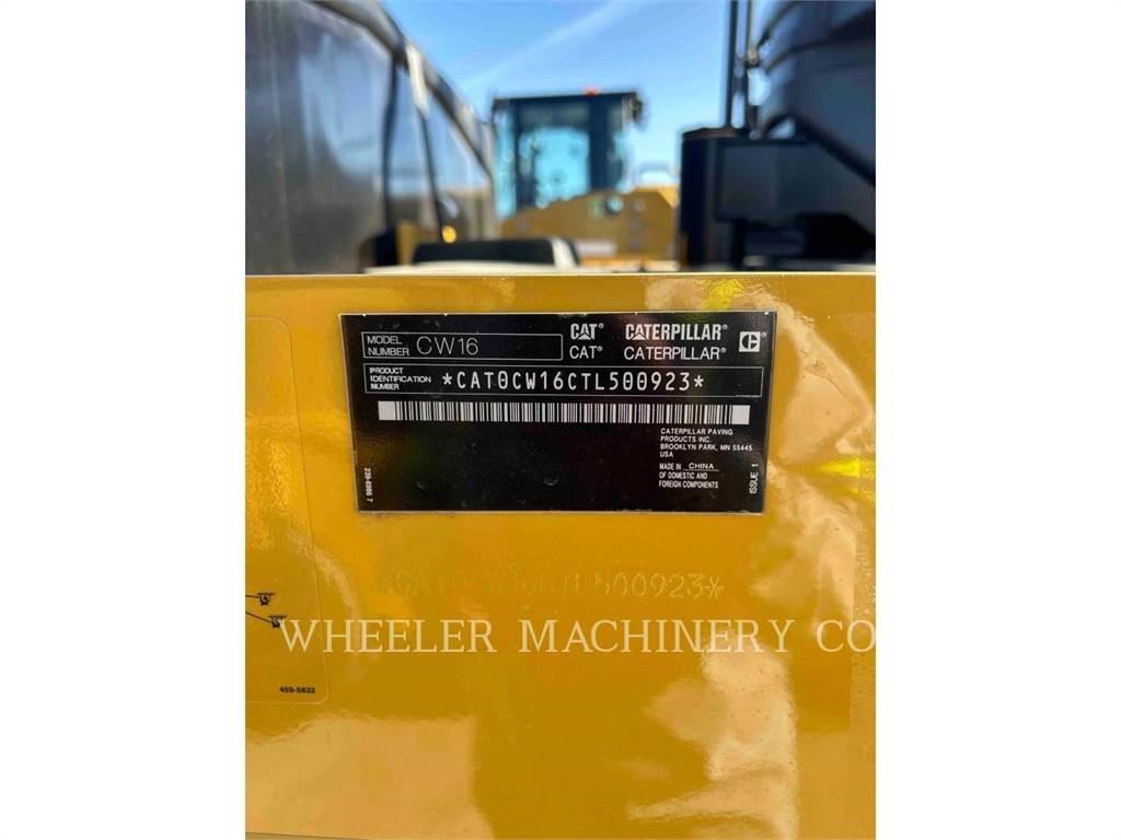 CAT CW16 Pneumatikus kerekes hengerek