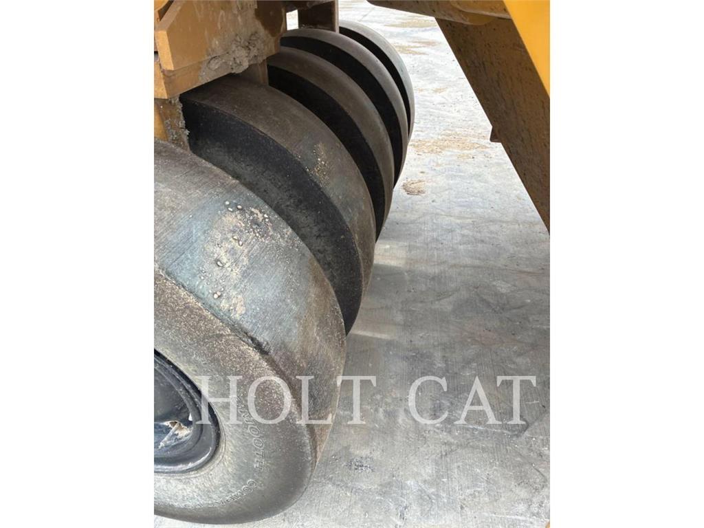 CAT CW16 Egydobos hengerek