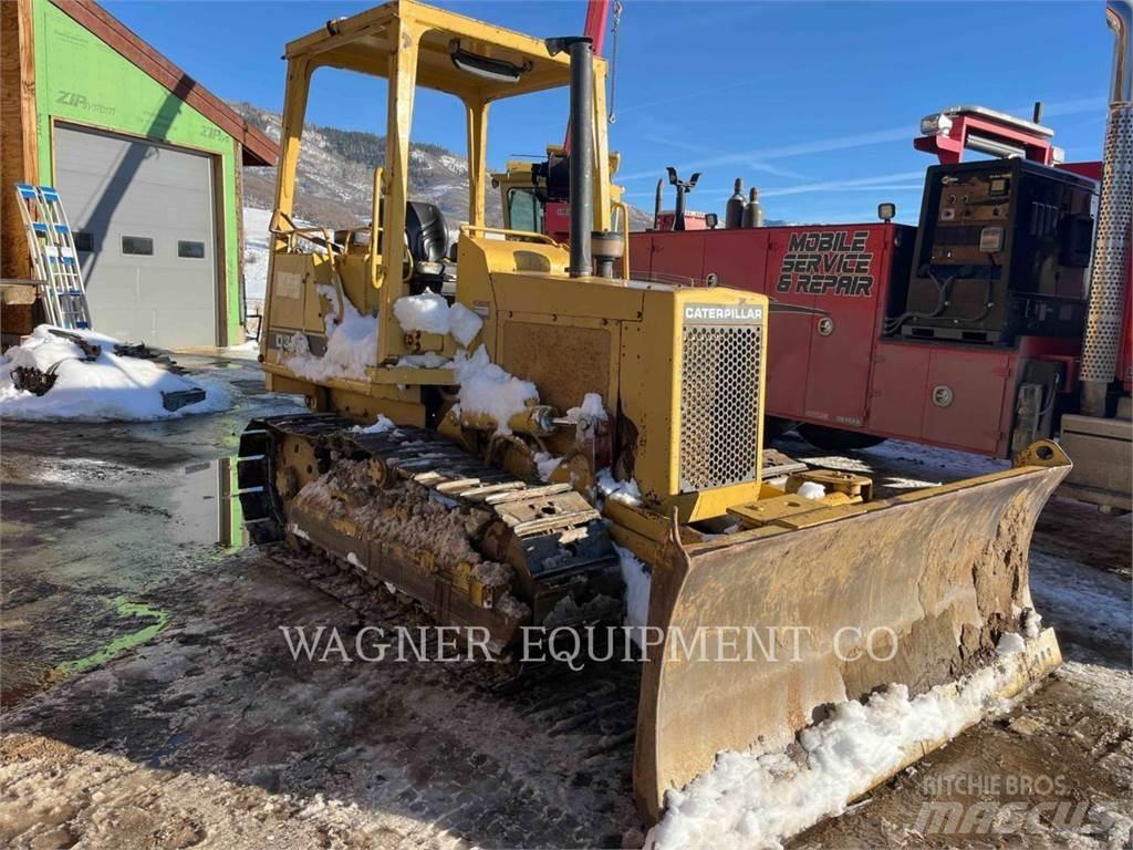 CAT D1 lánctalpas dózerek