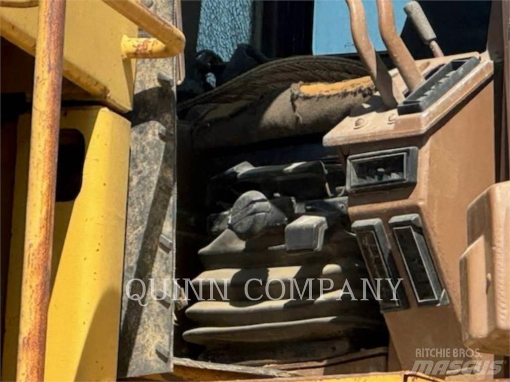 CAT D10 lánctalpas dózerek