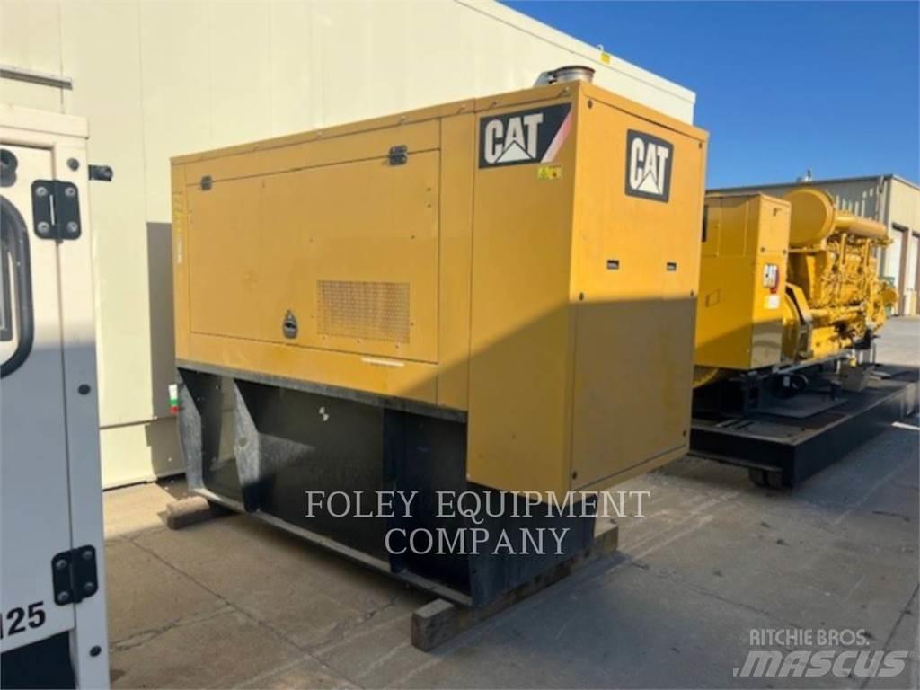 CAT D100 Dízel áramfejlesztők