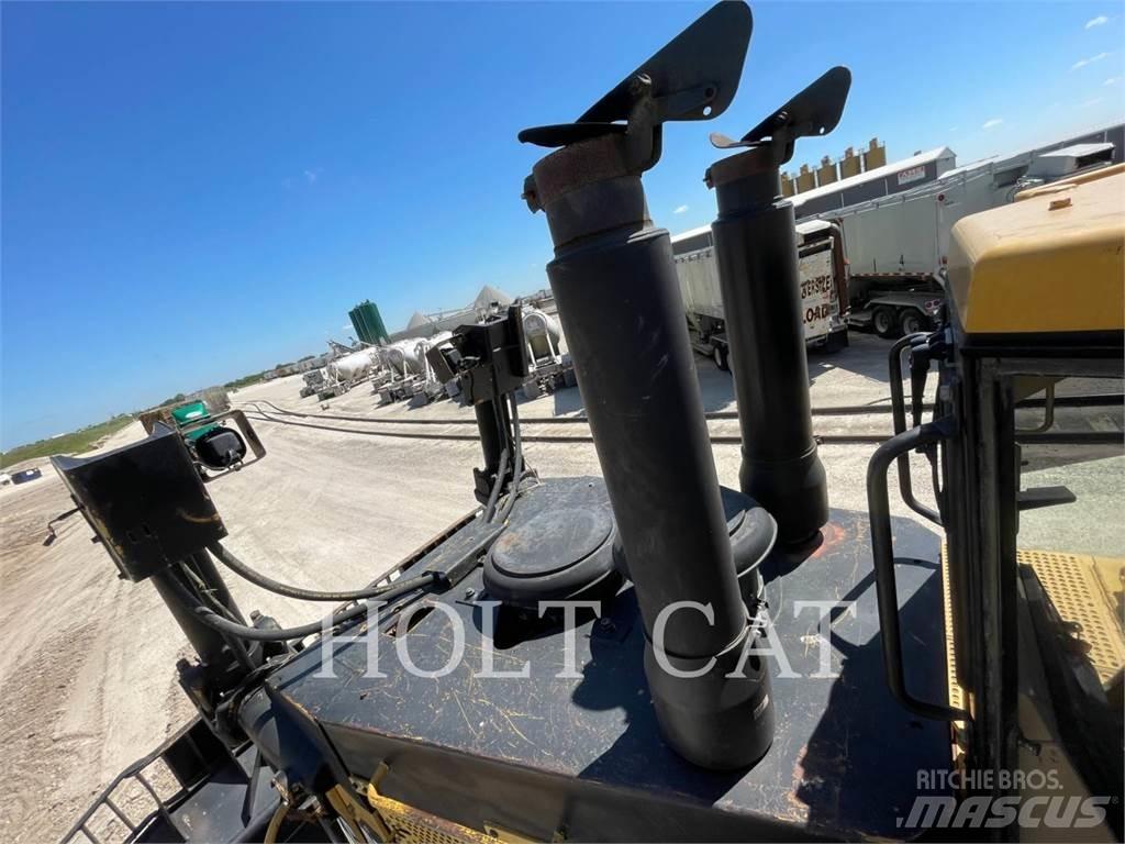 CAT D10R lánctalpas dózerek