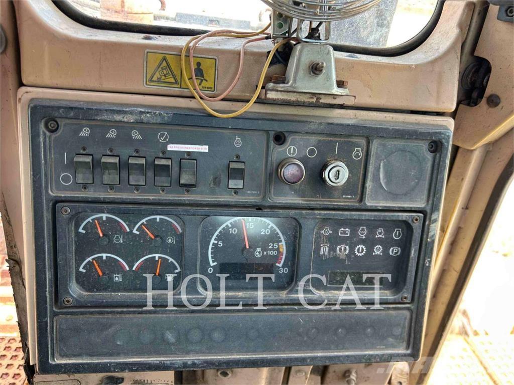 CAT D10R lánctalpas dózerek