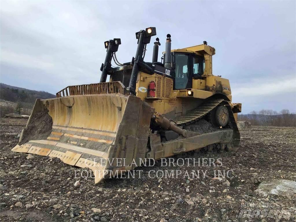 CAT D10T lánctalpas dózerek