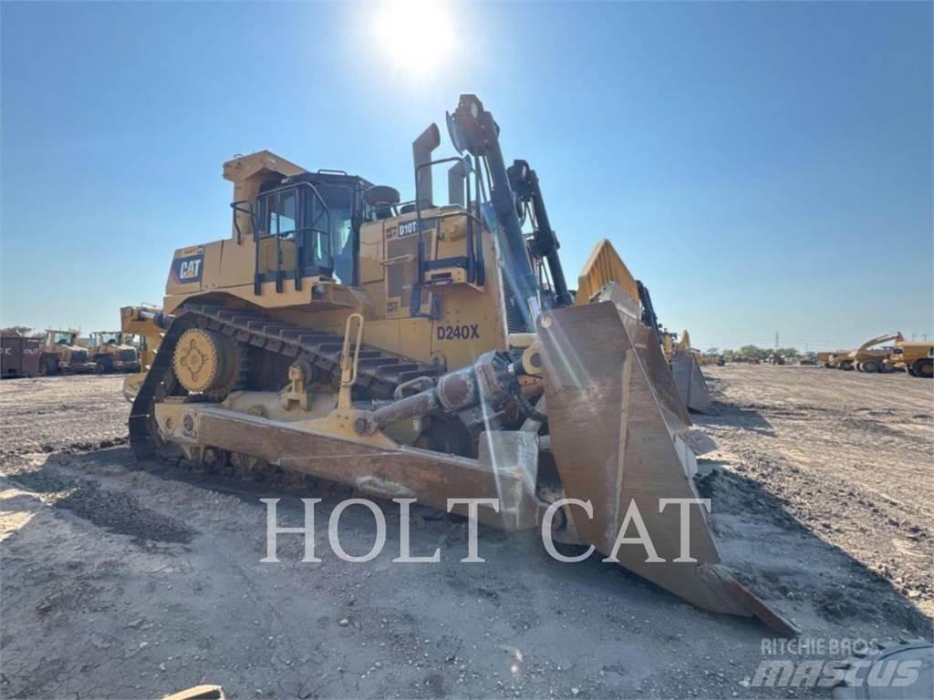 CAT D10T lánctalpas dózerek