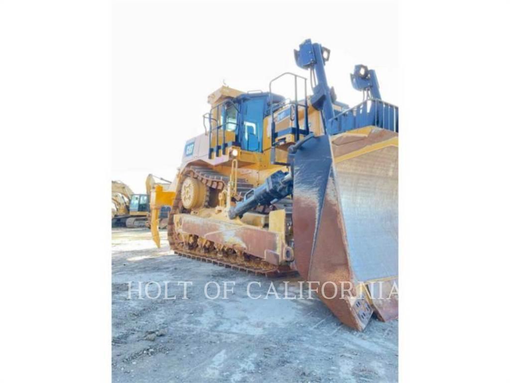 CAT D10T2 lánctalpas dózerek