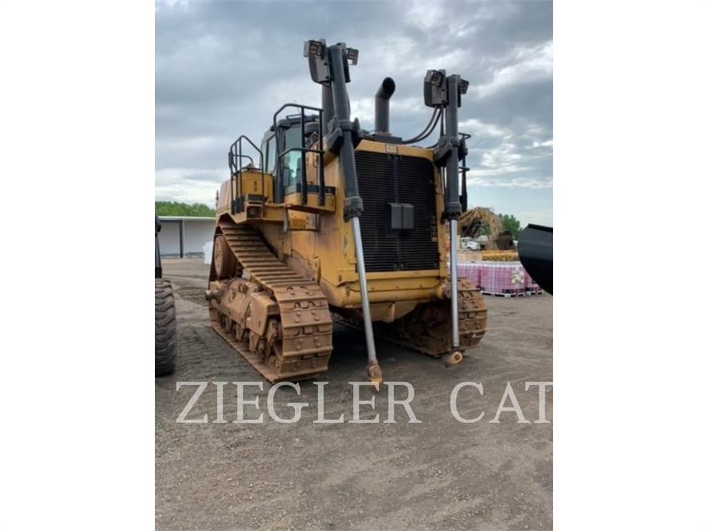 CAT D10T2 lánctalpas dózerek