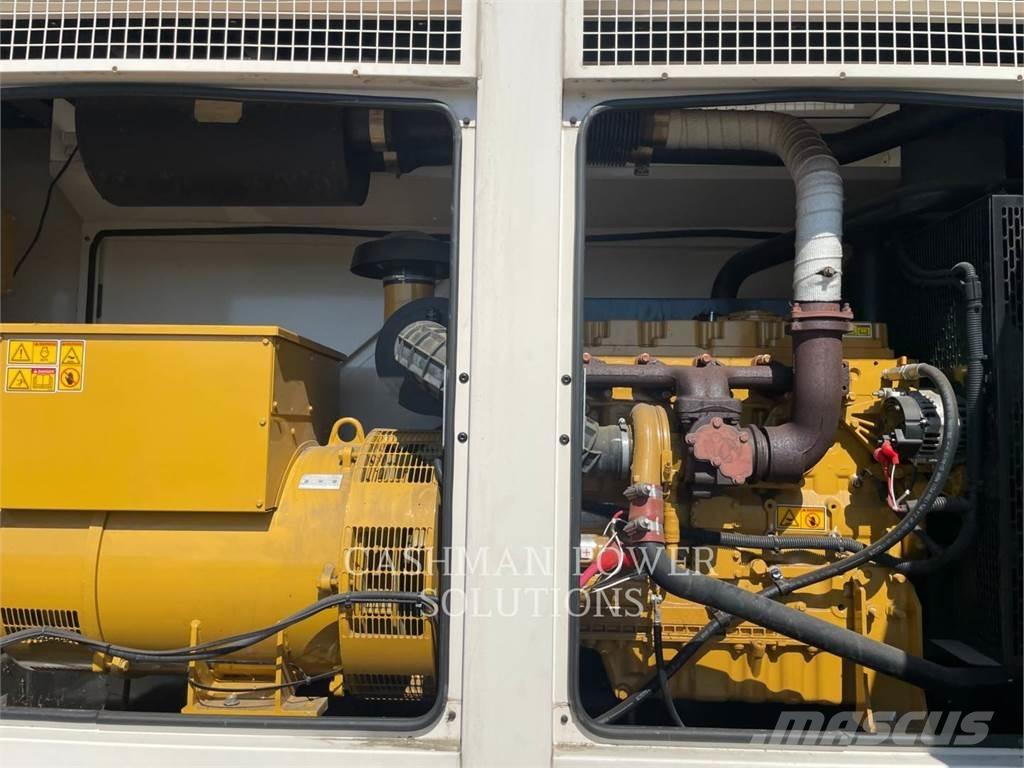 CAT D150-8 Dízel áramfejlesztők