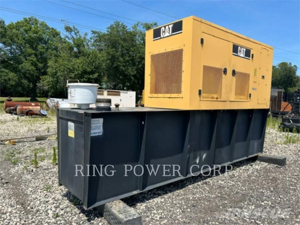 CAT D150-8 Dízel áramfejlesztők