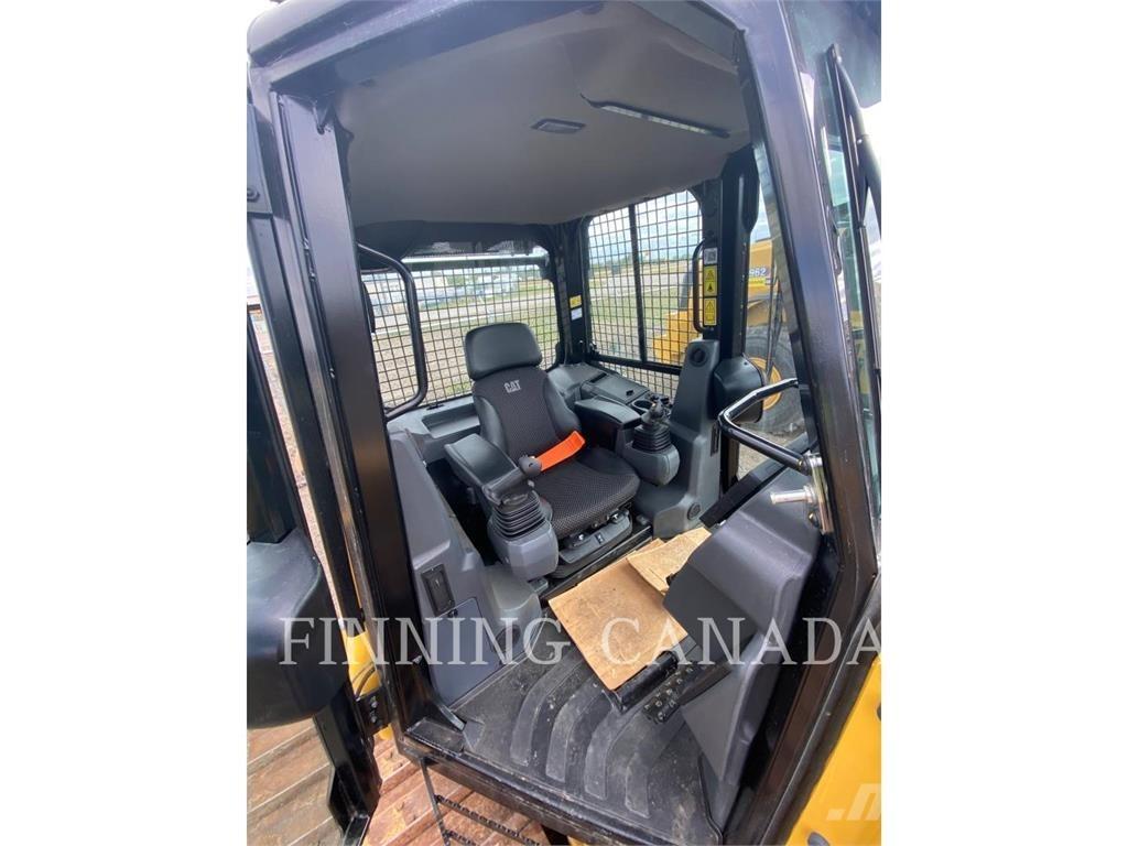 CAT D3-12 lánctalpas dózerek