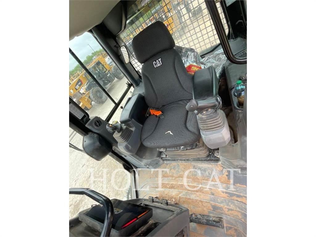 CAT D3 CAB3 lánctalpas dózerek