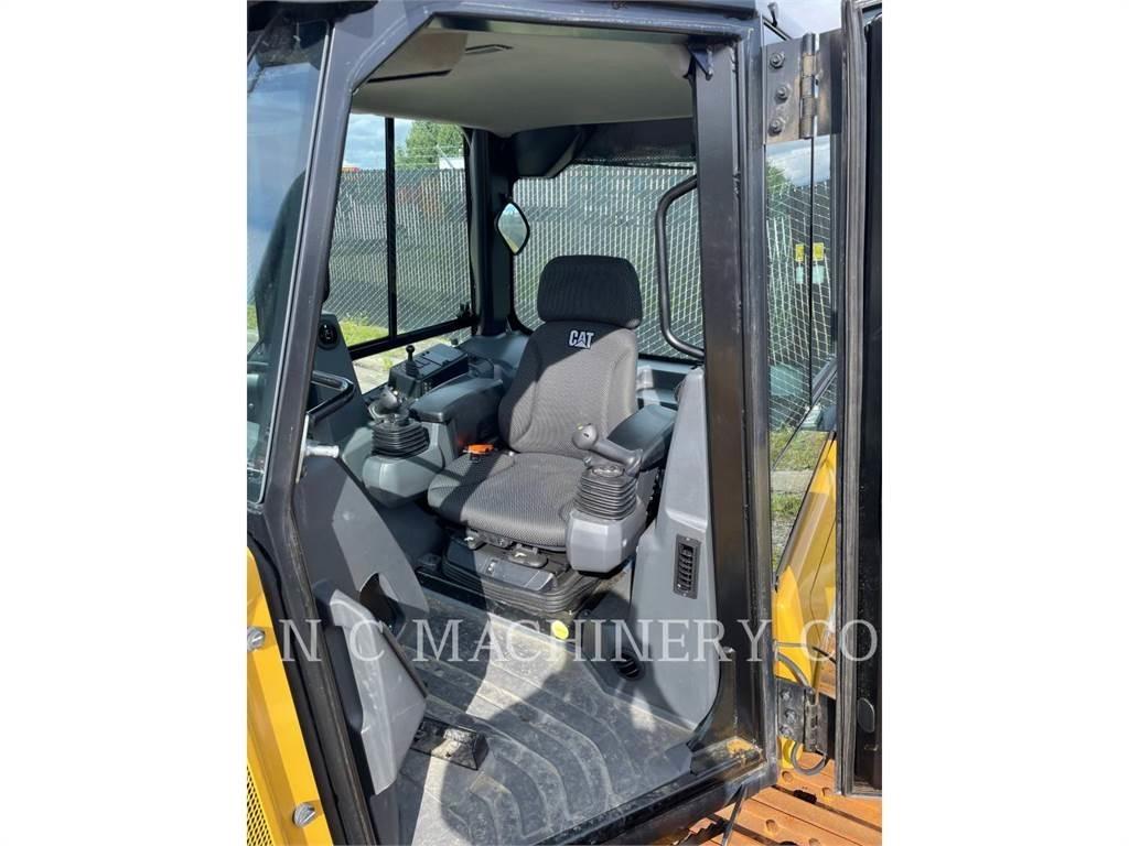 CAT D3 LGPCB lánctalpas dózerek