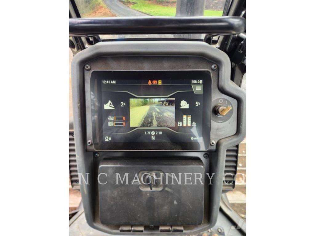 CAT D3 LGPCB lánctalpas dózerek