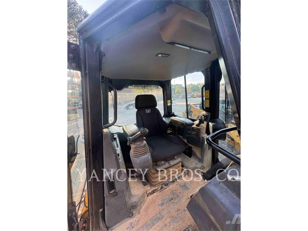 CAT D312 lánctalpas dózerek