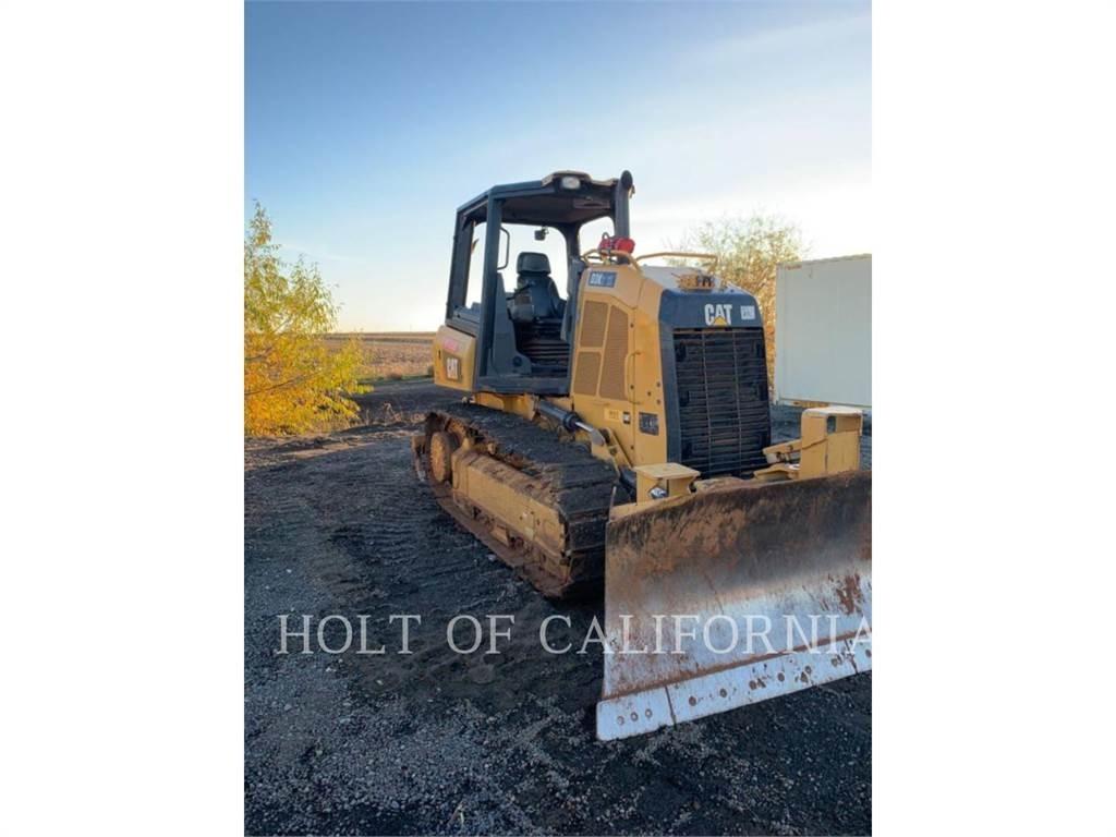 CAT D3K2 lánctalpas dózerek