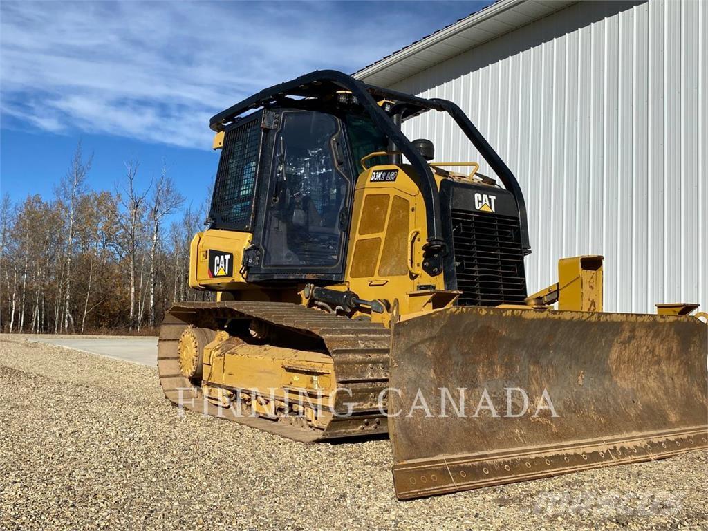 CAT D3K2 lánctalpas dózerek