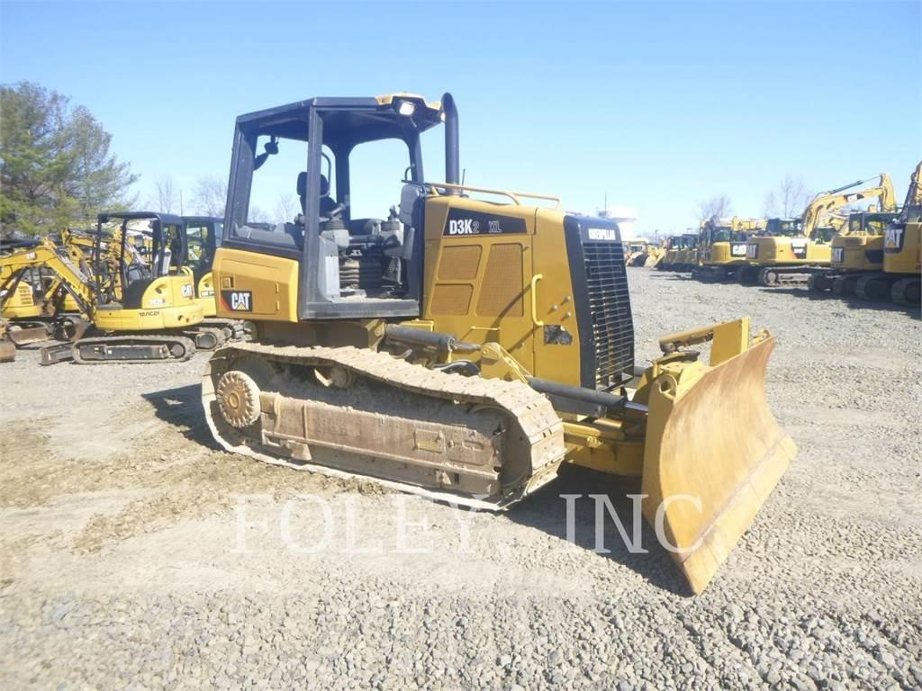 CAT D3K2XL lánctalpas dózerek