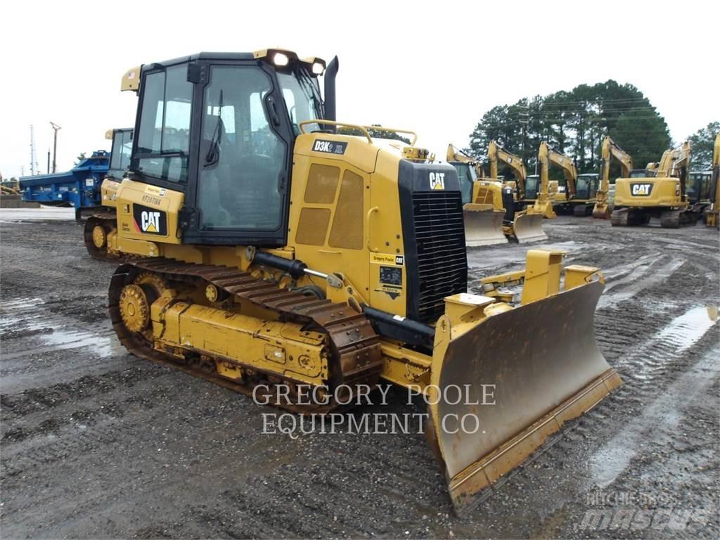 CAT D3K2XL lánctalpas dózerek
