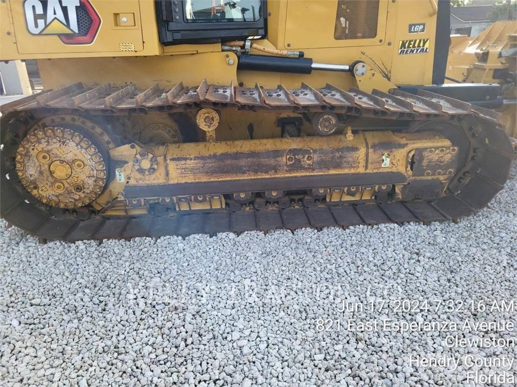 CAT D4 lánctalpas dózerek