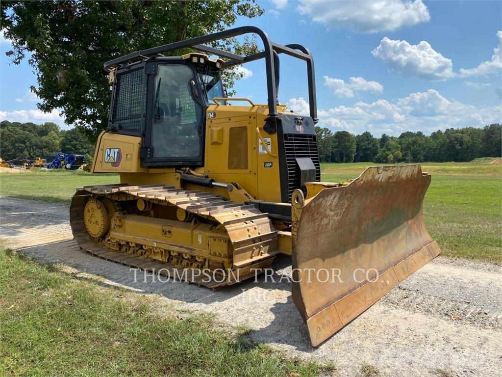 CAT D4 lánctalpas dózerek