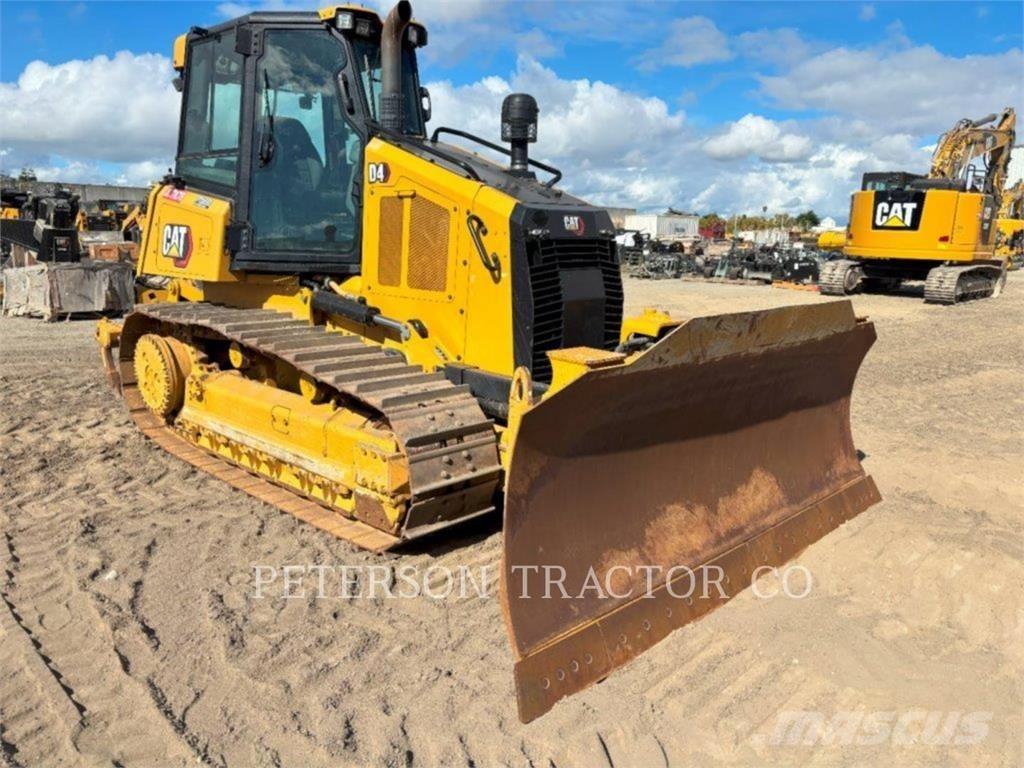 CAT D4 lánctalpas dózerek