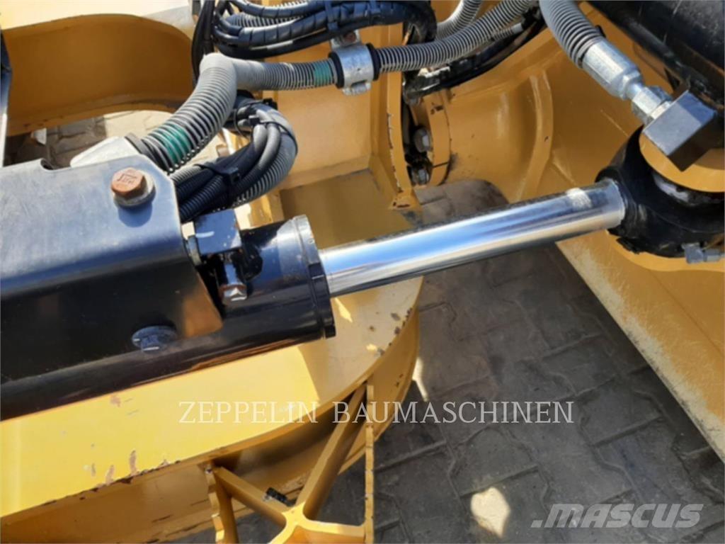 CAT D4-16A lánctalpas dózerek