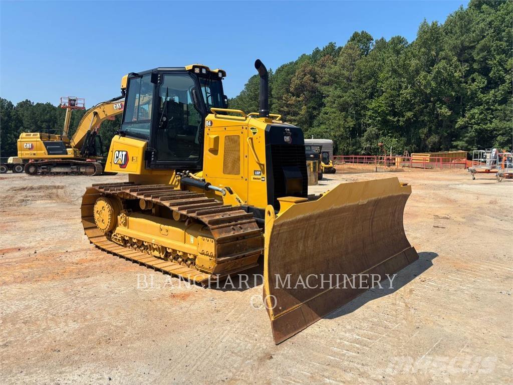 CAT D4 LGP lánctalpas dózerek