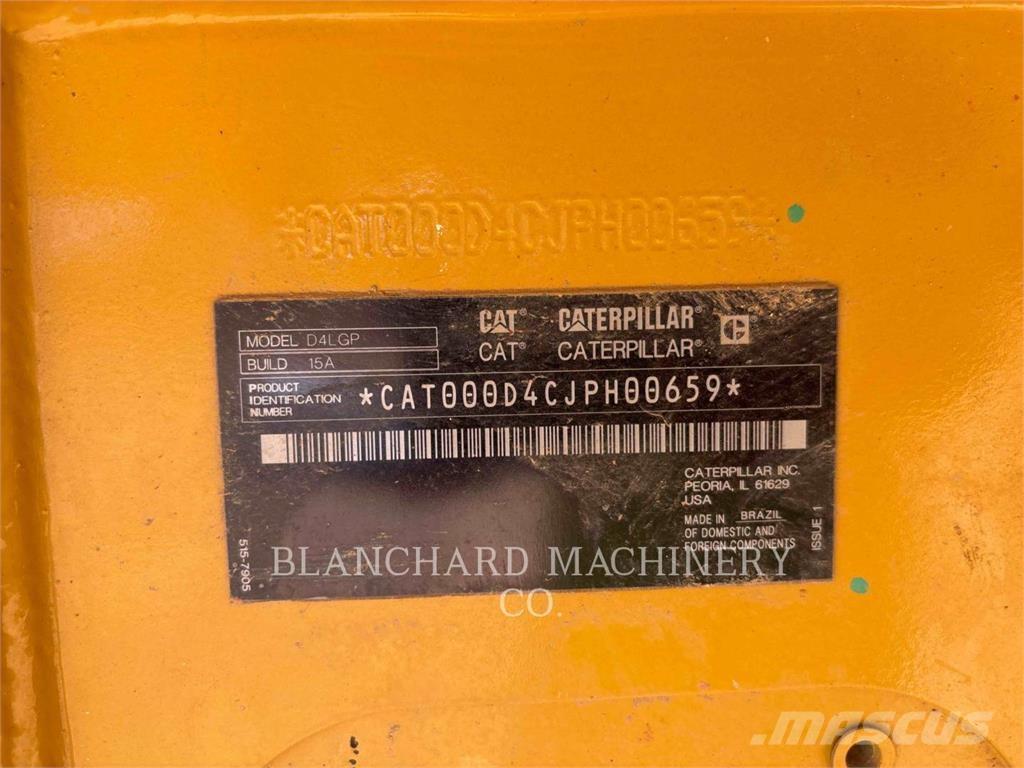 CAT D4 LGP lánctalpas dózerek