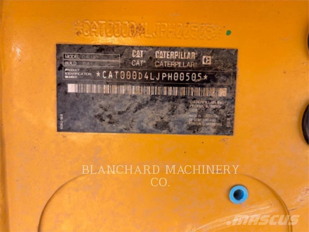 CAT D4 LGP lánctalpas dózerek