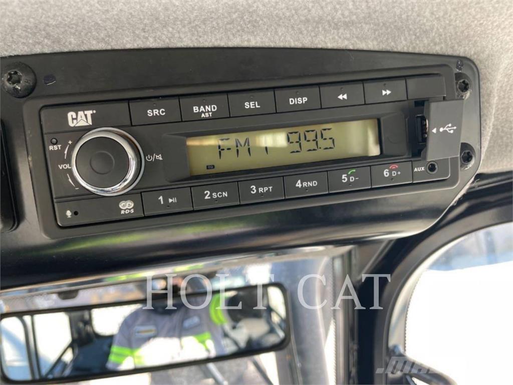 CAT D4 LGPCAB Gumikerekes homlokrakodók