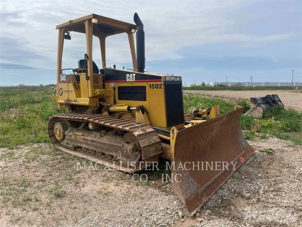 CAT D4C lánctalpas dózerek