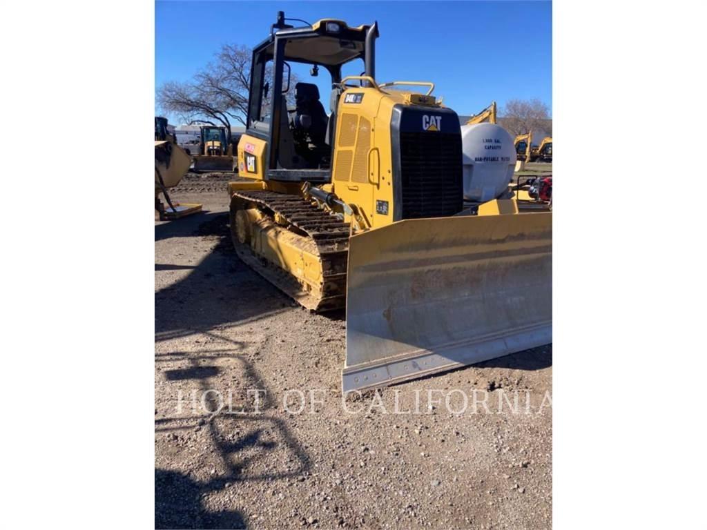 CAT D4K2 lánctalpas dózerek