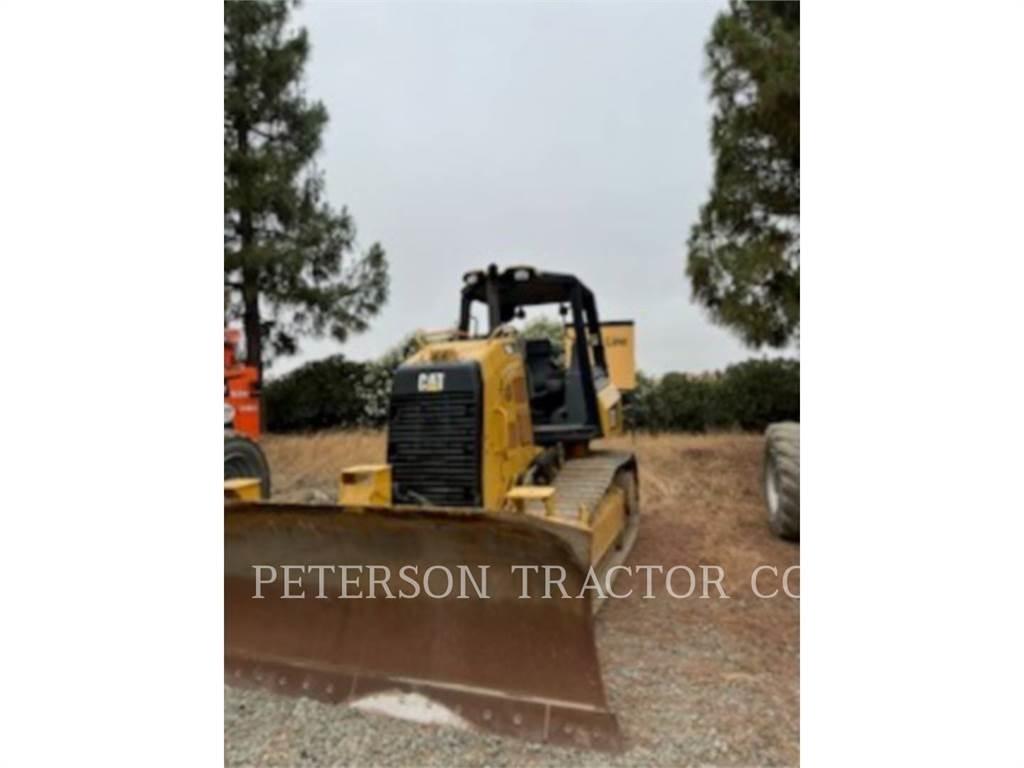 CAT D4K2 lánctalpas dózerek