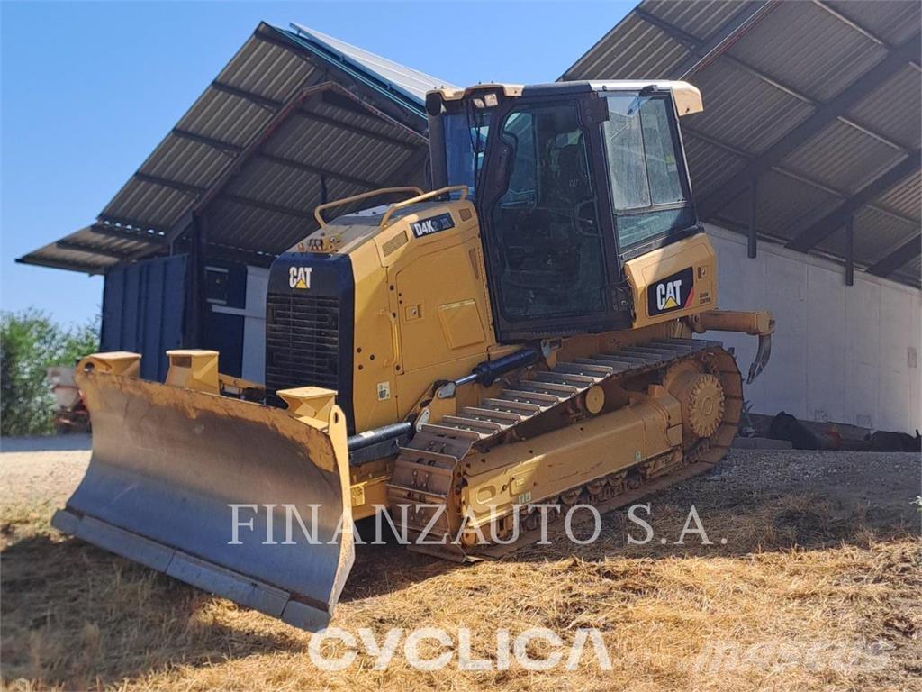 CAT D4K2 lánctalpas dózerek