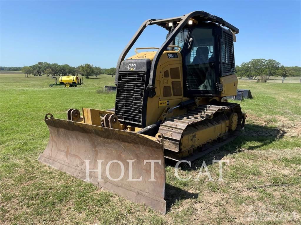 CAT D4K2XL lánctalpas dózerek