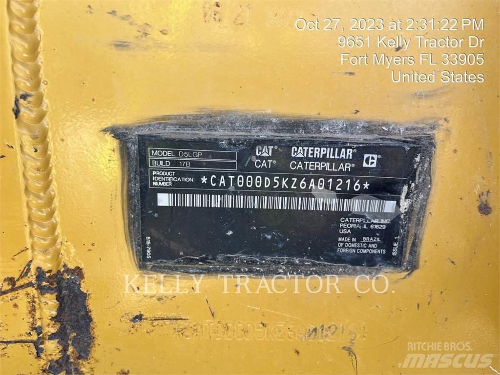 CAT D5 lánctalpas dózerek