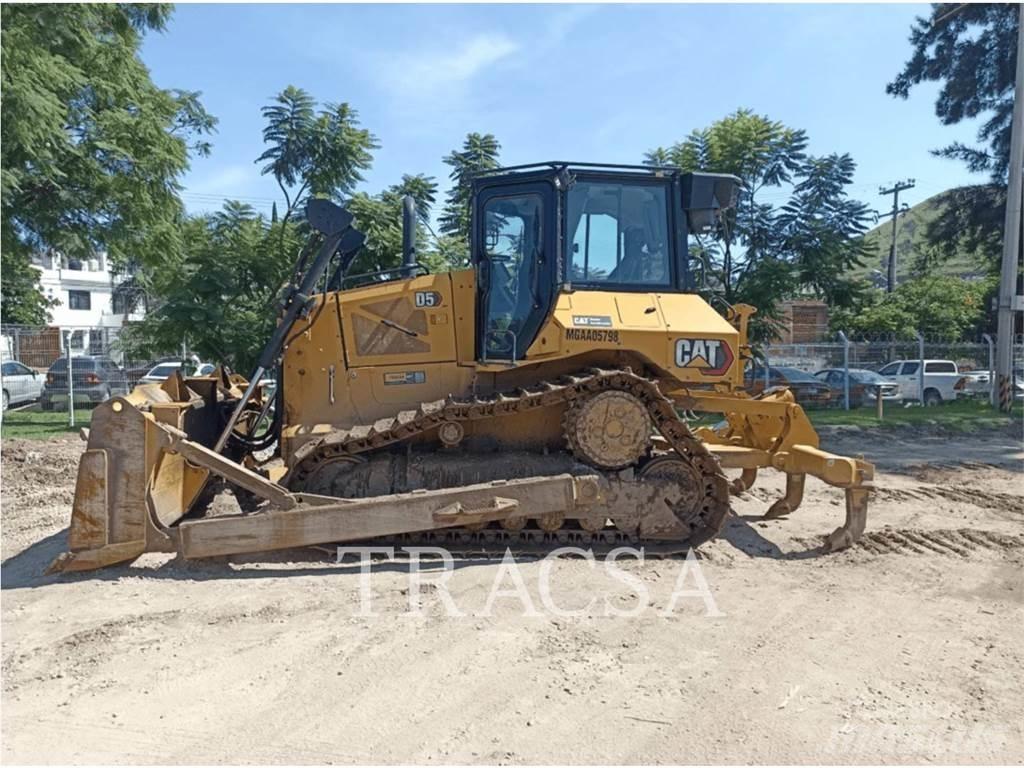 CAT D5 lánctalpas dózerek