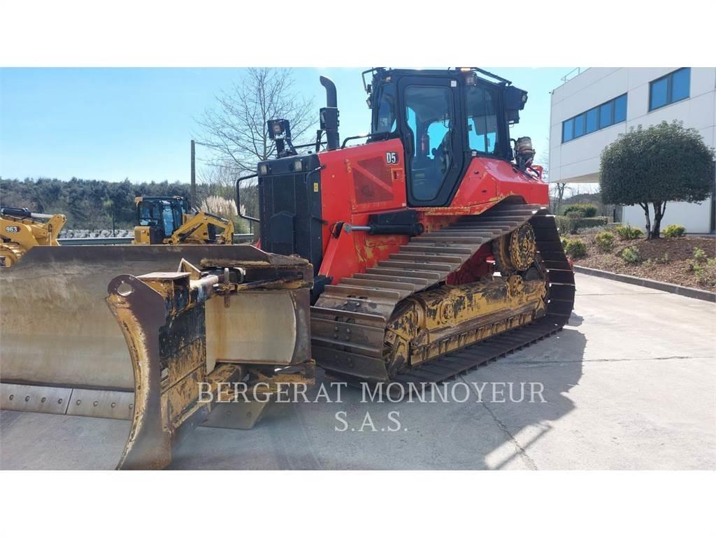 CAT D5 lánctalpas dózerek