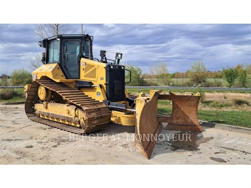 CAT D5 lánctalpas dózerek