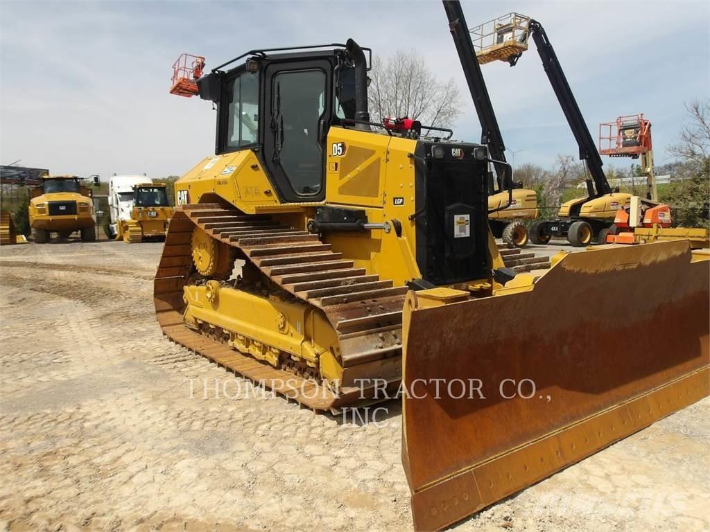 CAT D5 lánctalpas dózerek