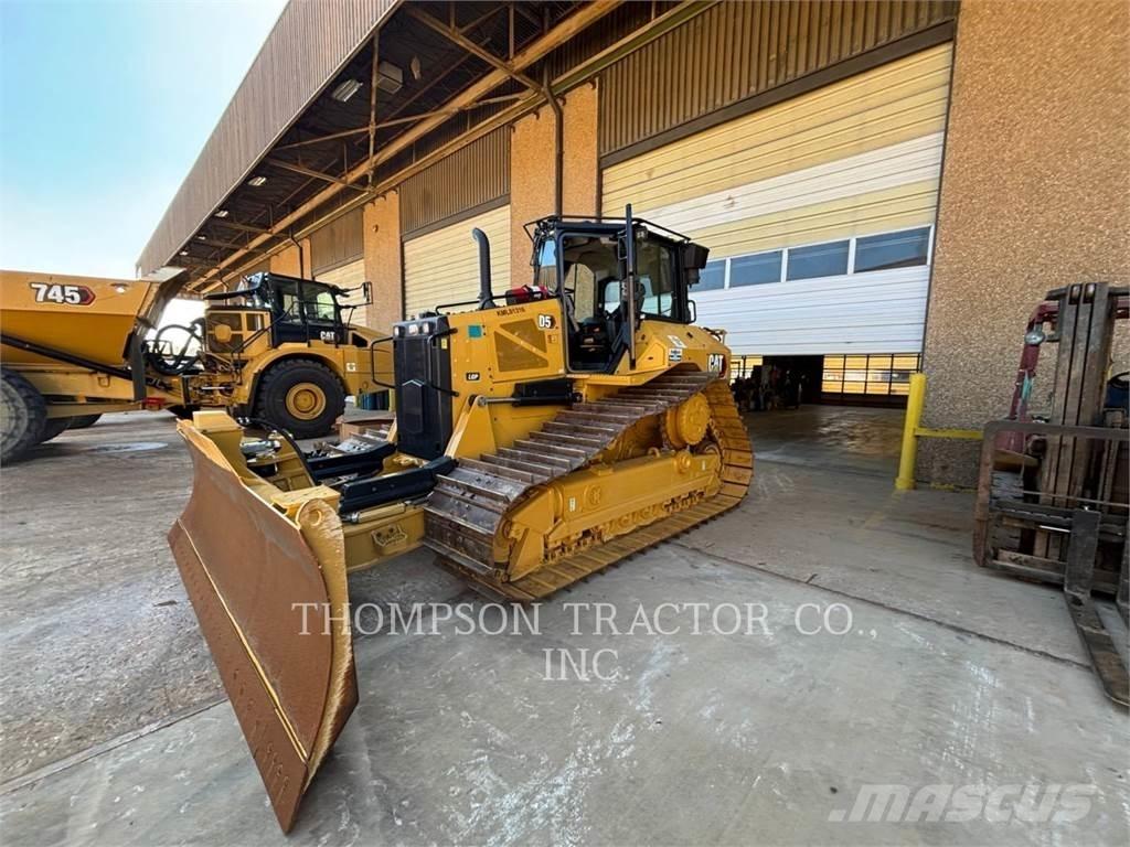 CAT D5 lánctalpas dózerek