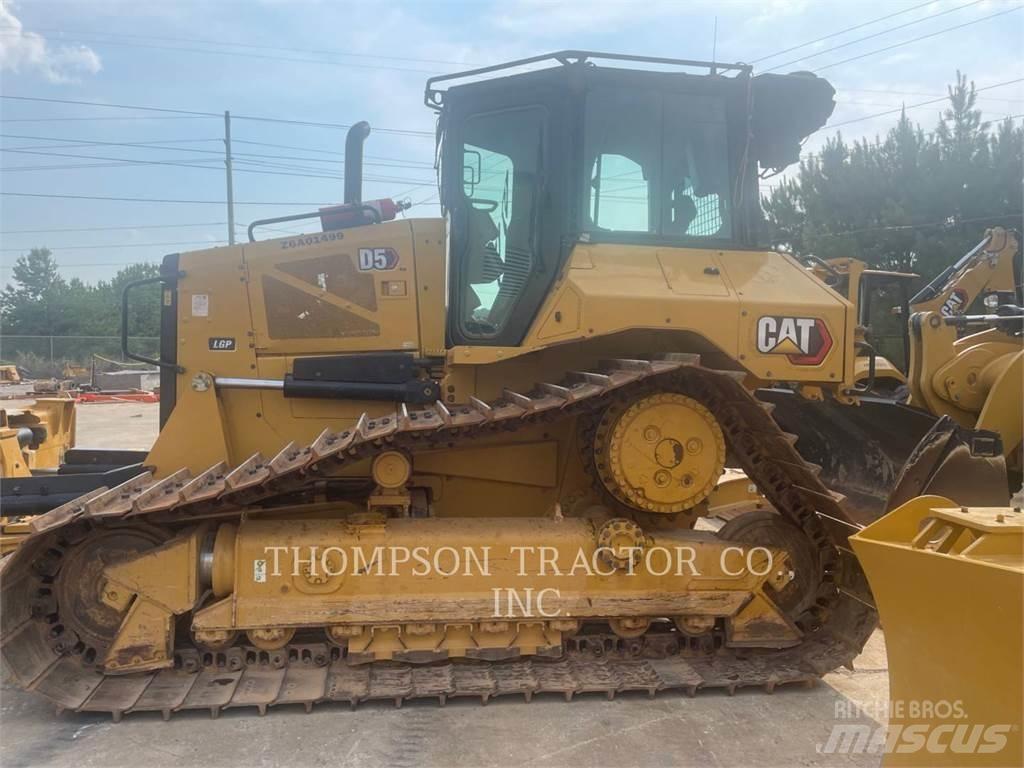 CAT D5 lánctalpas dózerek