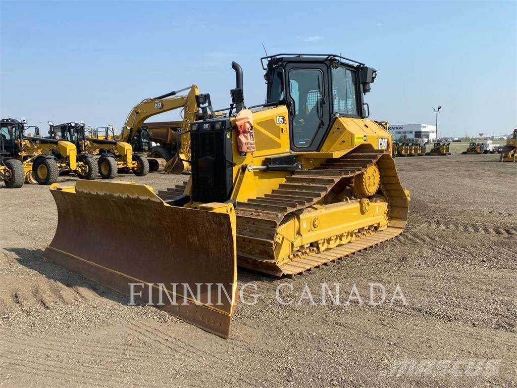 CAT D5 lánctalpas dózerek