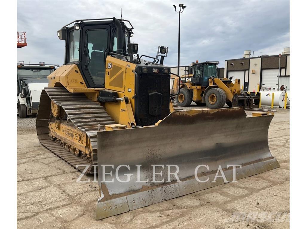 CAT D5 lánctalpas dózerek