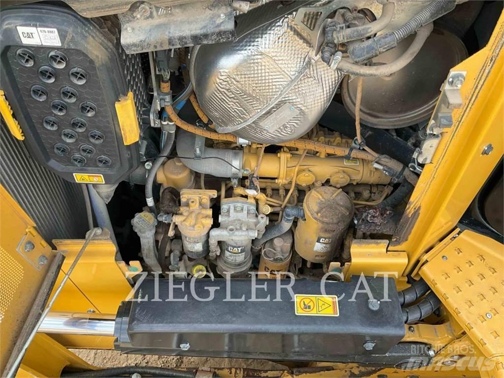 CAT D5-17LGP lánctalpas dózerek