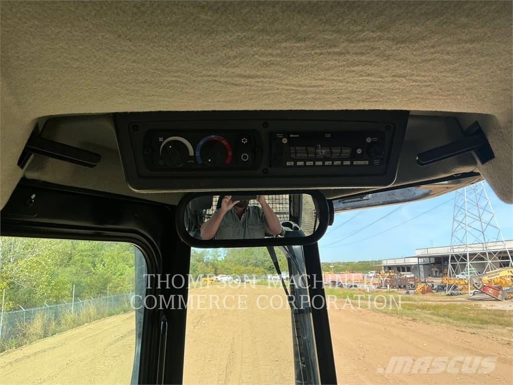 CAT D5 LGP lánctalpas dózerek