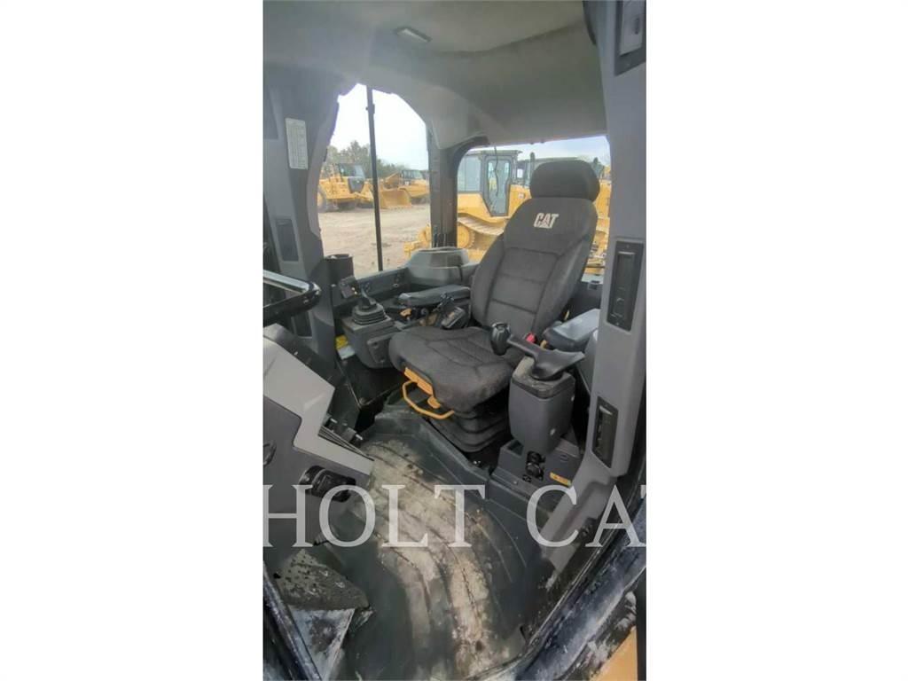 CAT D5 VP lánctalpas dózerek