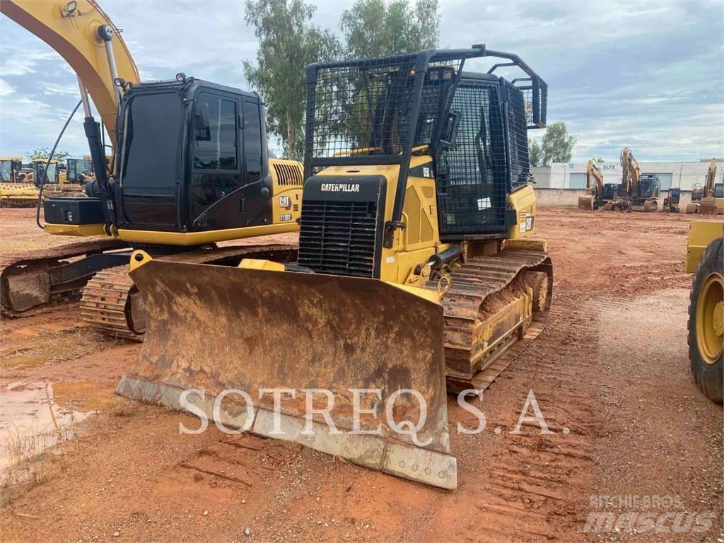 CAT D5K lánctalpas dózerek